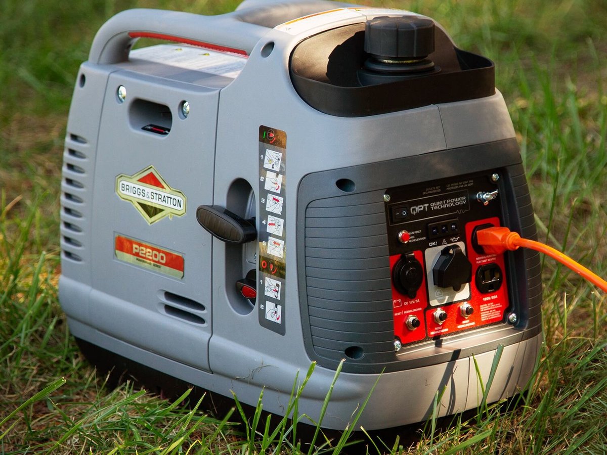Choosing the Right Briggs & Stratton Emergency Generator to Power Your Home